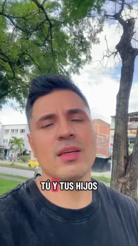 “Vota por subsidios hoy. Paga la deuda mañana La magia del socialismo: convierten productores en parásitos y parásitos en héroes.”