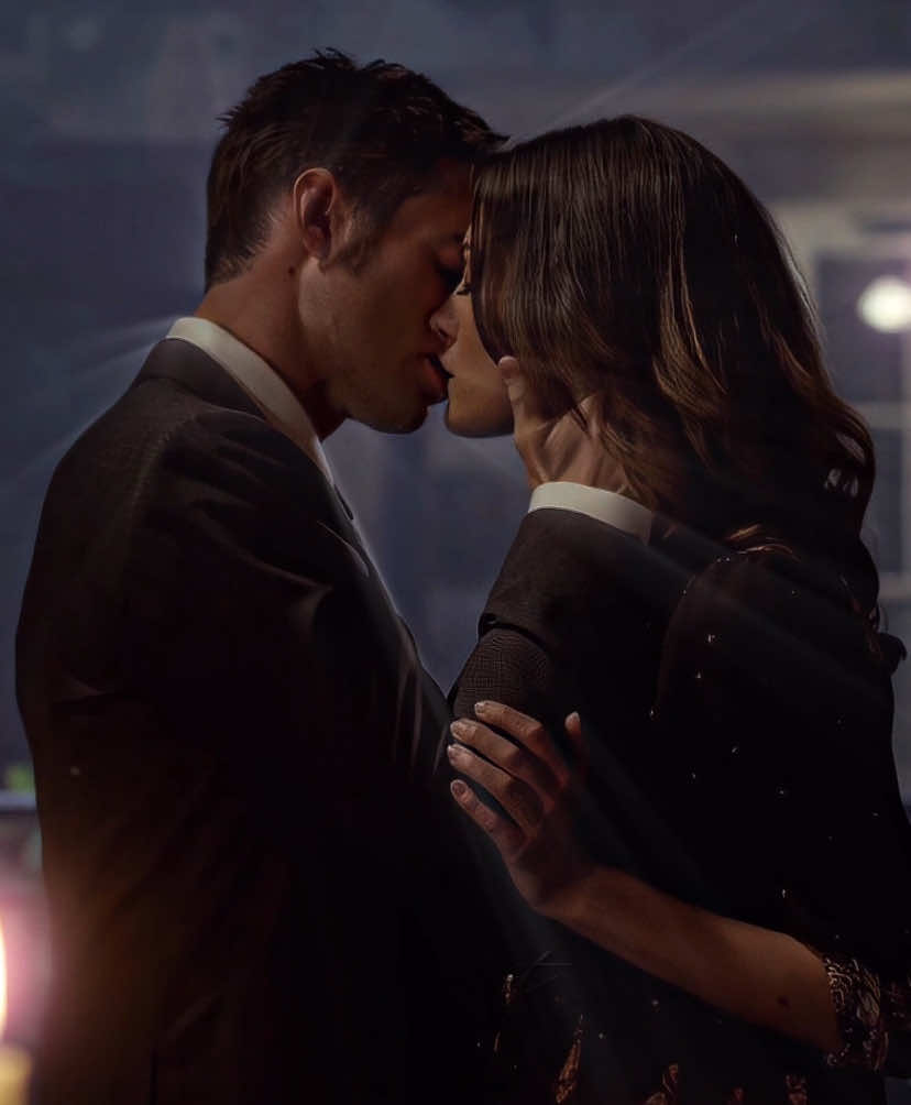 #haylijah they are adorable || scp : Forbes.scps || #elijahmikaelson #haleymarshall #thevampirediaries #moots? 