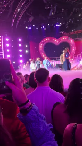 @mehdipatritti_ @amber jadah @lennydervis @EMA @𝐣𝐞𝐚𝐧𝐧𝐞 🪩 @Star Academy @Léo / Lowey ect…