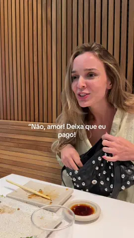 ELE APLICANDO O GLOSS 🗣️🗣️🗣️