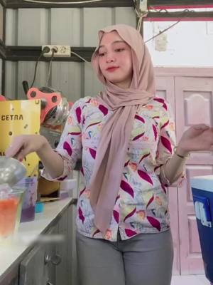 Awak pun tak boleh tidur ke?