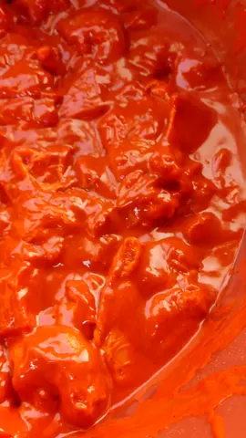 طريقة تتبيلة تكه اجنحة افخاذ ودجاج كاملة سهلة وسريعة تفيد اصحاب مشاريع بسيطة لايك متابعة اذا عجبتكم الطريقة #اكل #اكلات #اكلات_سريعة #اكلات_لذيذه #اكل_صحي 