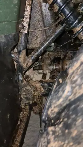 I drove 5km with the drive shaft like this.#wellshit #suzukieiger400 #driveshaft #rip