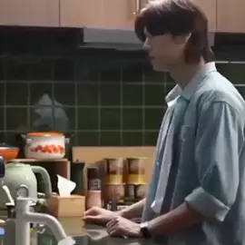 so it’s true when Phu said ‘he doesn’t play Mr. Thee, he plays himself' he's so in love... HE'S SO IN LOVE 😭😭😭😭😭😭😭😭 ME AND THEE SPECIAL EP0 #MeAndTheeSeriesSpecial #PondPhuwin #ปอนด์ภูวินทร์  #ppnaravit #phuwintang 