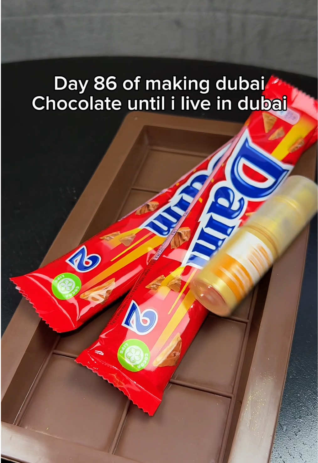Day 86 this golden daim dubai choccolate came out perfect🍫✨ #dubai #chocolate #chocolatelover #day1 