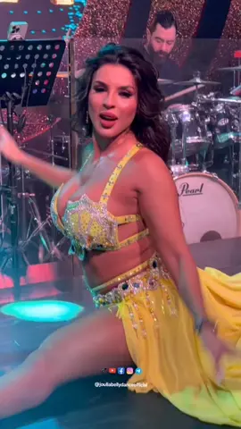 #برنسيسة_الرقص_الشرقي #الراقصة_جوليا #دبي #joulia_bellydancer #alzein_music @Alzein.music @sahratvip69 @alzein.bellydance 