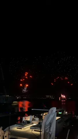 Qatar, you really know how to light up a night! 🎆  #qatartiktok #qatar #fireworks #fyp #xybca 