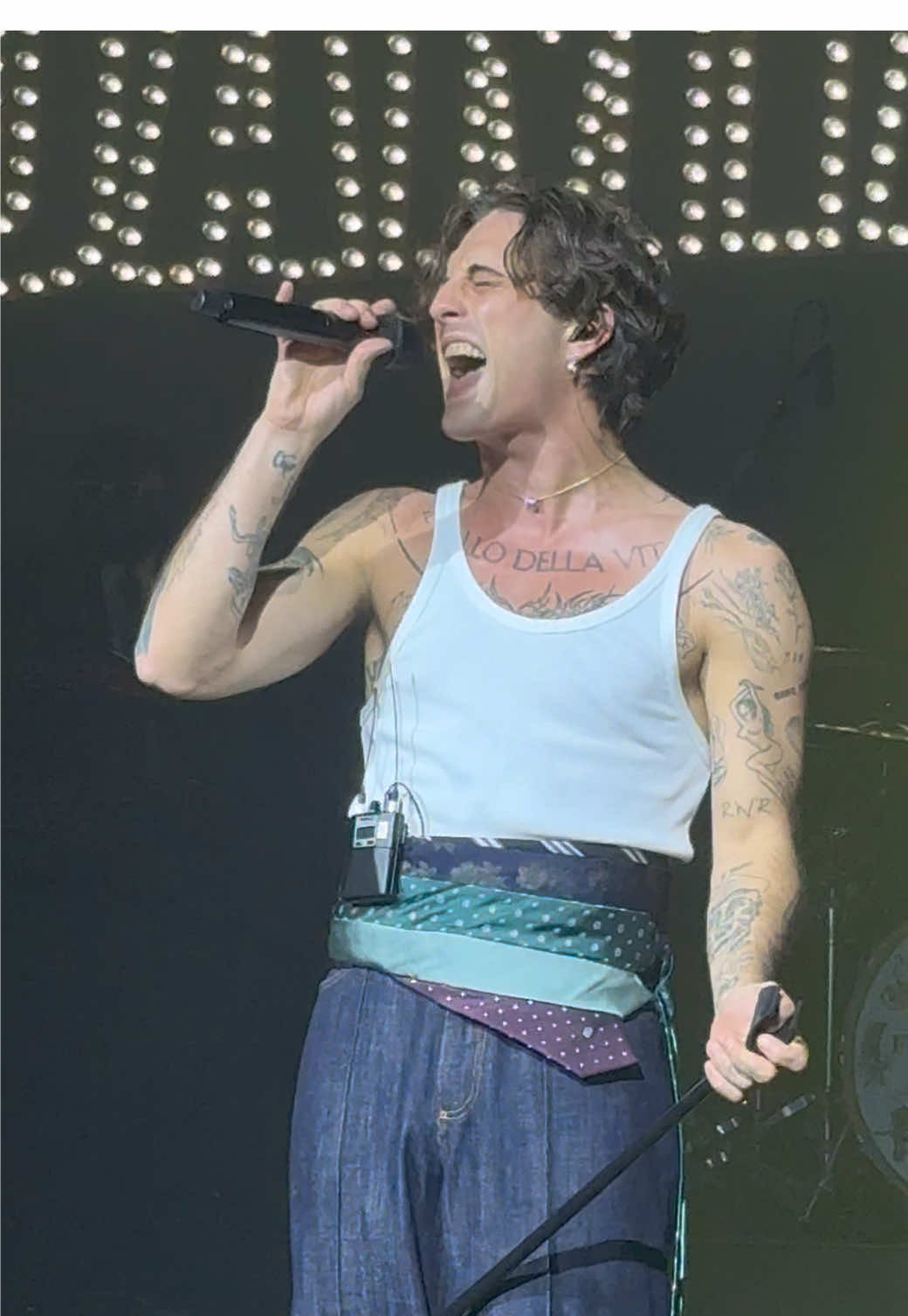 Damiano David Funny little Fears 2025                               Brasil- São Paulo.                               Mysterious Girl.                              #damianodavid #funnylittlefears #funnylittlefearsdamianodavid #funnylittlefearsworltour2025 #mysteriousgirl 