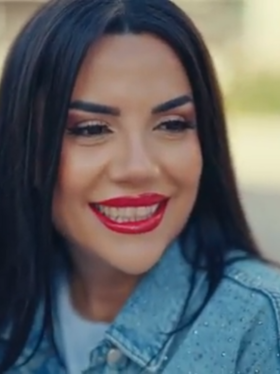 @Aylin DEMİR #tevguletevtev #aylindemirofficial KLİP YAYIN DA... 💃🏻💃🏻🧿🧿. HAYIRLI OLSUN AYLİN DEMİR ABLAM ❤️😍🥰🥰