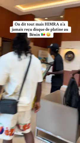 On dit tout mais HIMRA n’a jamais reçu disque de platine au Bénin unh 😅 #tiktokivoire225🇨🇮 #nomination #disque 