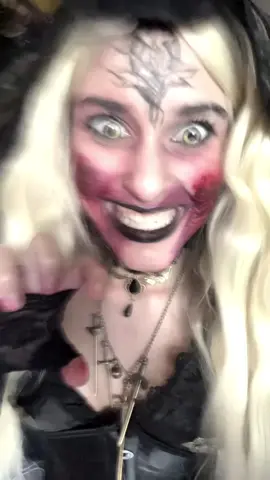 I wanna put you in my mouth😛 #residentevil #dimitrescudaughters #beladimitrescucosplay #residentevilcosplay 