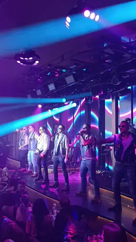 Οι συνήθειες δεν κόβονται... 💜ONE💜 @one_band_official_  @konstantinoschristoforou  @Panos Tserpes  @DJ ONE FEELING  @Philippos Constantinos  #one #onegroup #athensbynight #groupie #mpouzoukia 