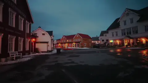 وَيَومَ يَعَضُّ الظّالِمُ عَلى يَدَيهِ يَقولُ يا لَيتَنِي اتَّخَذتُ مَعَ الرَّسولِ سَبيلًا سورة الفرقان محمد اللحيدان تلاوة خاشعة #قرآن #تلاوة_خاشعة #محمد_اللحيدان #أكتب_شي_توجر_عليه #quran 