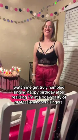 SINGERS ARE: @BenjeeSoprano @Evan @Martina Goldring @Kaitlyn G i love opera singers they are so impressive also happy birthday olivia! @Olivia #happybirthday #opera #singing 