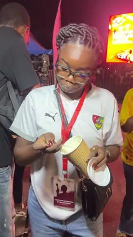 Le premier repas est dehorsssss🥳🥳🥳🥳 #marathonculinaire #guinessworldrecords #misscelia #tiktokafrique🇹🇬🇨🇩🇨🇮🇧🇯🇬🇦🇨🇲🇬🇦🌍 