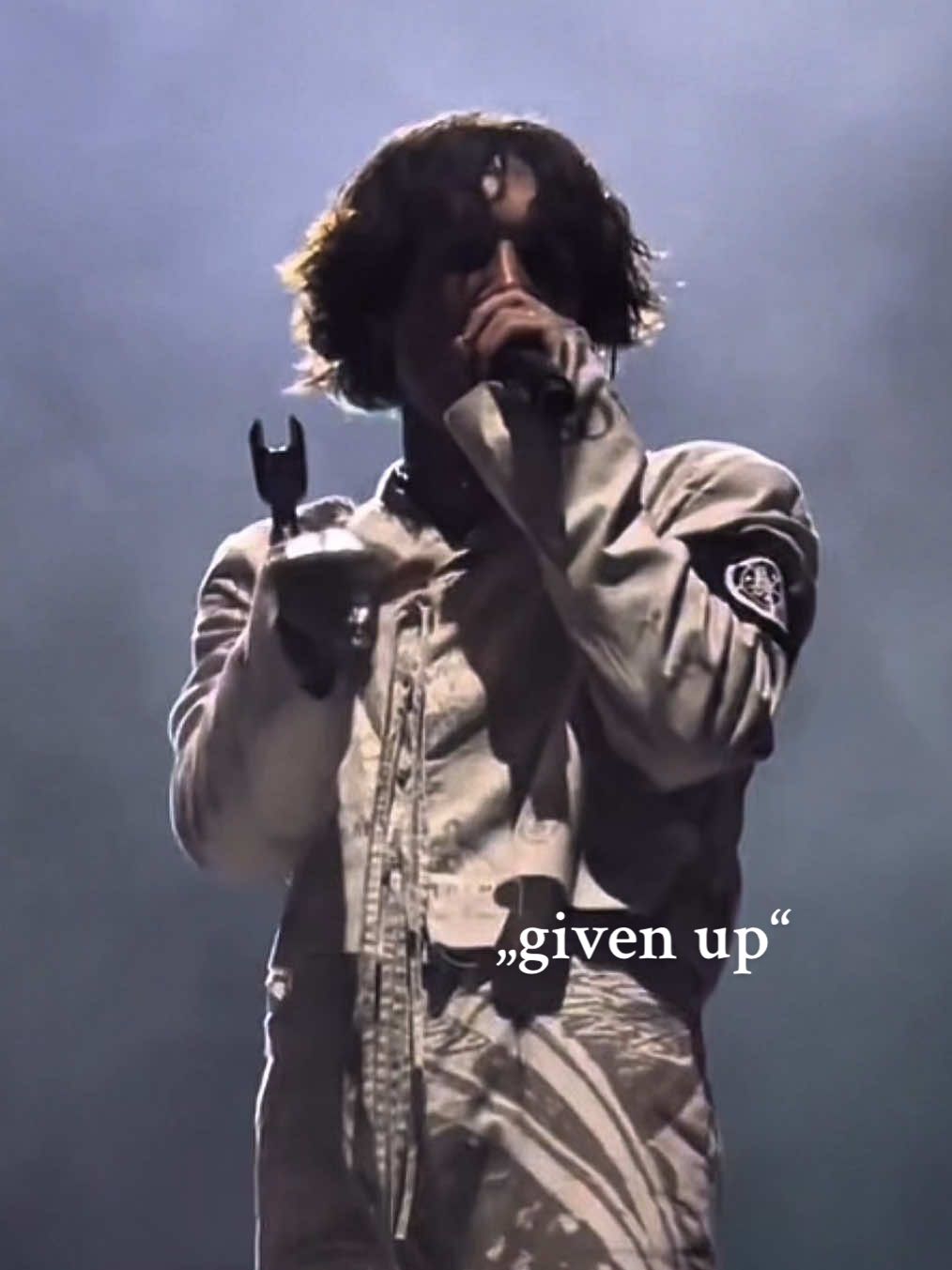 i wanted to hear oli & chester  scream together❤️‍🔥#oliversykes #olisykesedit #bringmethehorizon #linkinpark #fyp 📸credits: @wot, luv @Sophie ,….🫶🏻✨