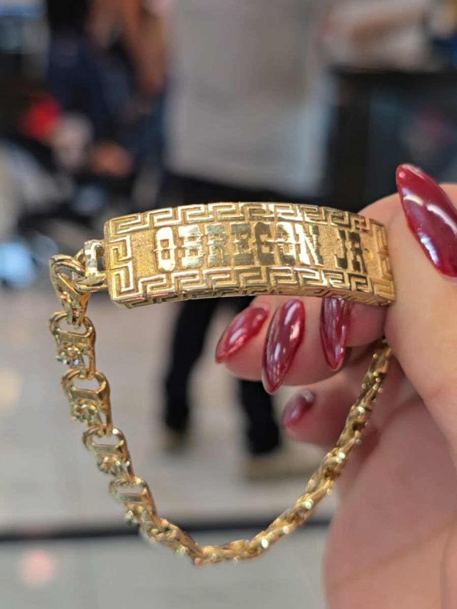 #tamayos #tamayos #webuygold #viralvideo #blackfriday @TAMAYOS FABRICA DE ORO @TAMAYOS THE BIG STORE @TAMAYOS THE BIG STORE @tamayoshoustonoficial @tamayosbrownsville 