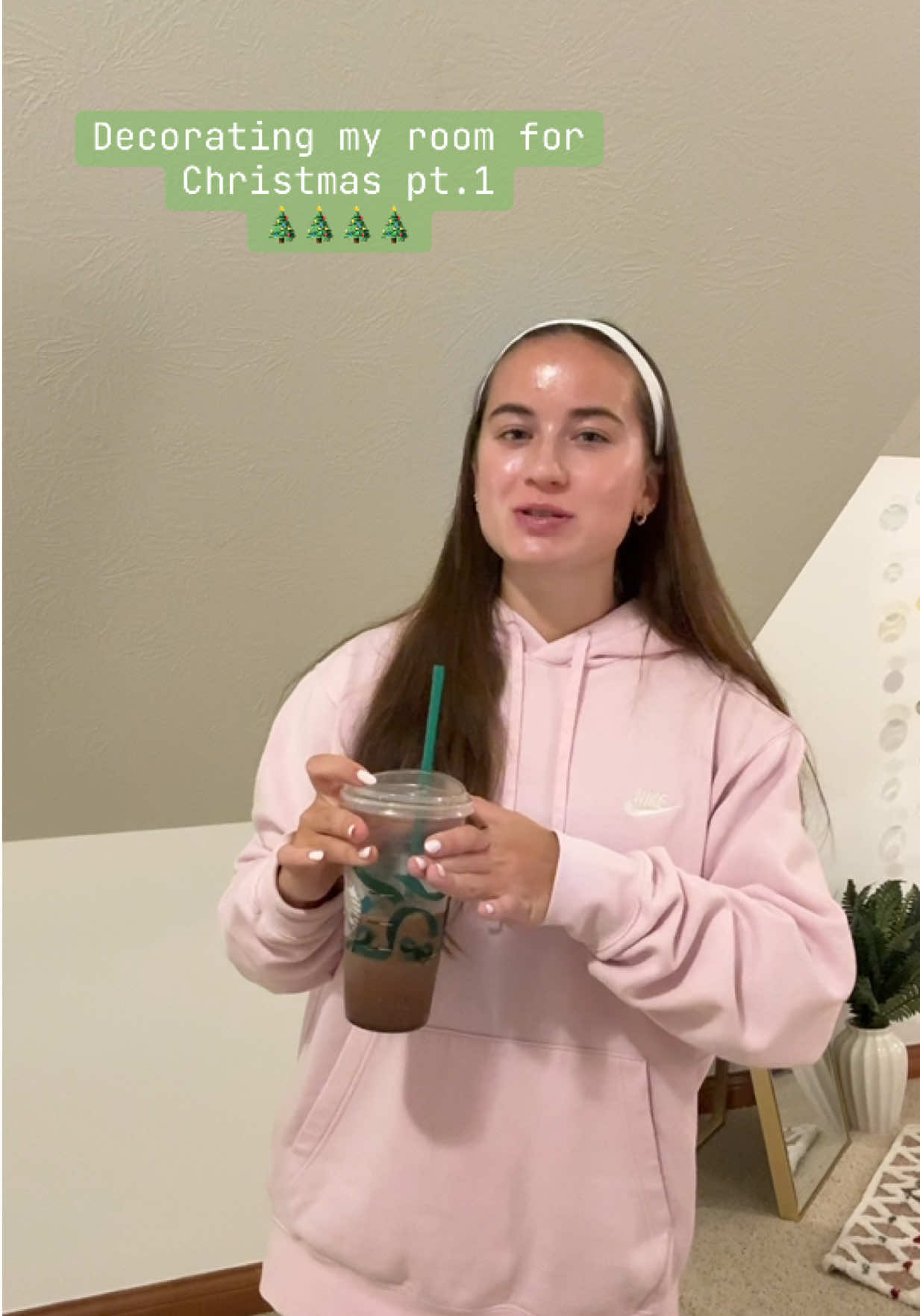 Yayyy it’s finally time to decorate!!!! 🎄🎄🎄#foryoupage #fyp #trending #christmas #decorating 