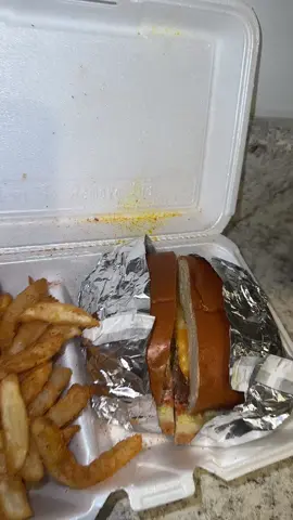 اكلو الصحن من لذاذته😋 It was so tasty they even ate the plate!@alibaba.foodtruck #food 