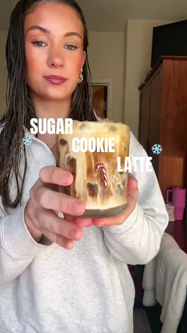 YESSS TIME FOR CHRISTMAS LATTES #chrsitmas #sugarcookie #sugarcookielatte #icedcoffee #coffee 