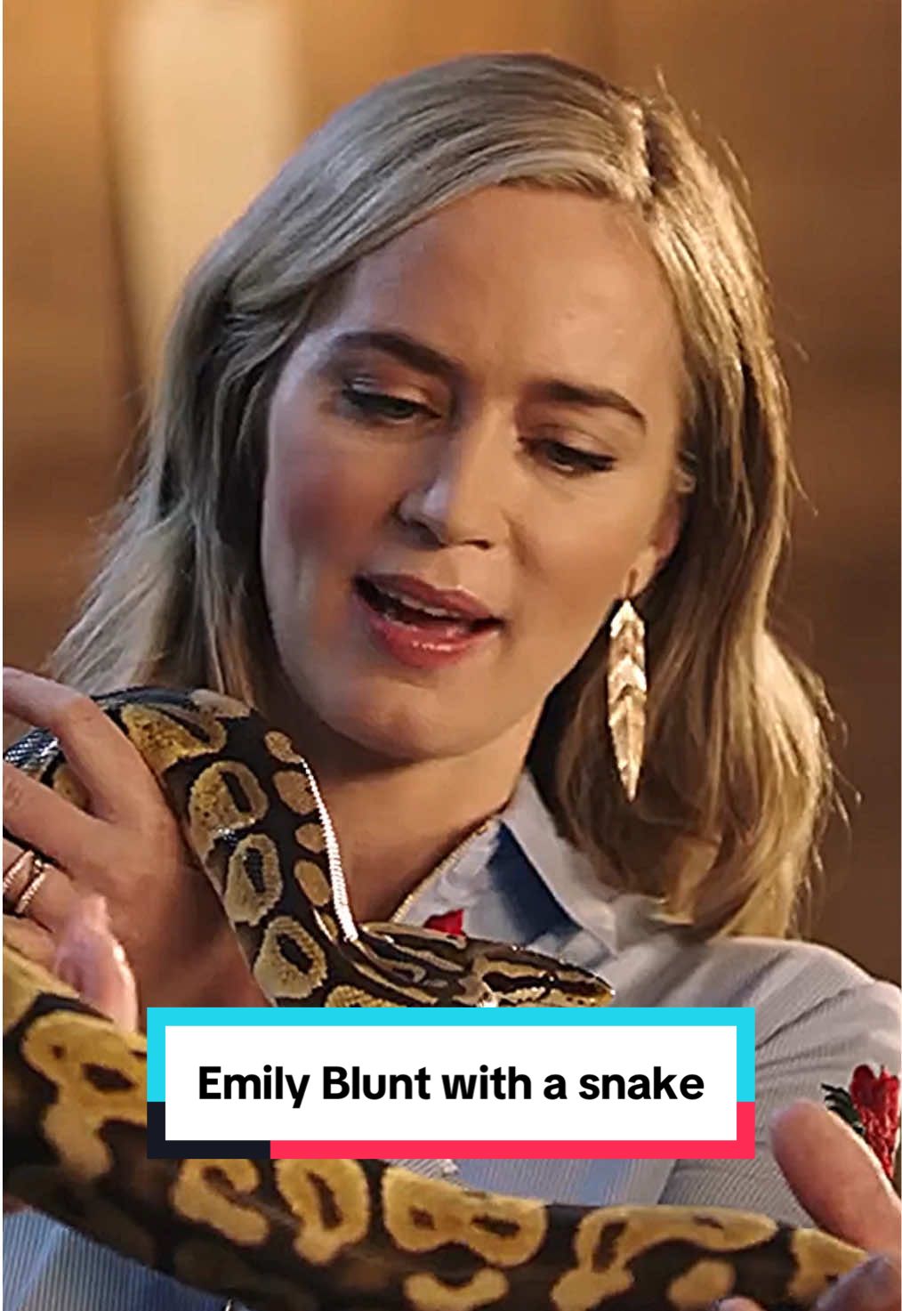 missing #junglecruise press chaos 😅 #emilyblunt #dwaynejohnson #funny #funnyvideos 