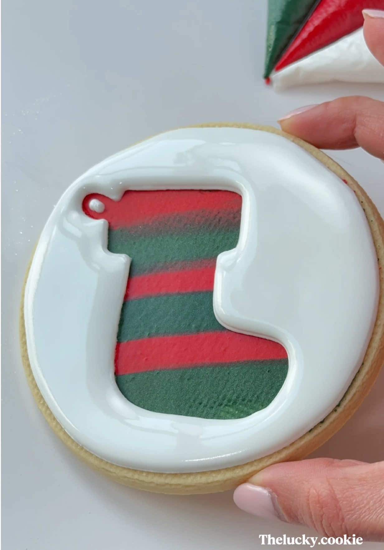 Easy Christmas Cookie🎄 Recipes and Cutters link in bio #cookiedecorating #oddlysatisfying #christmas 