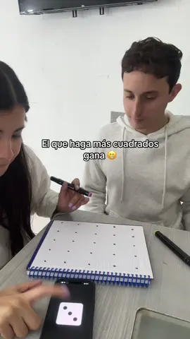 Nunca nos aburrimos 😄 #Viral #fypシ゚viralシ #Amor #juegos #fypシ゚ 