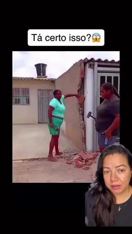 By IG @noticias_delcaribe Você constrói o muro na sua casa, tudo certinho… e o vizinho vai lá, derruba, dizendo que tá atrapalhando a visão dele 😳 E aí, quem tá errado nessa história? #direitos #vizinhoproblemático #construção #limites #respeito