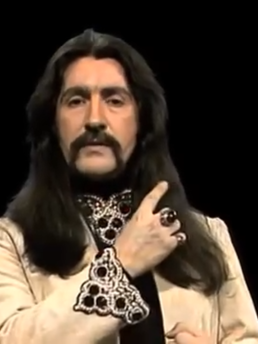 Barış Manço - Dönence (1982)  #barışmanço #barışmançoşarkıları #dönence #türkçeşarkılar #80ler 