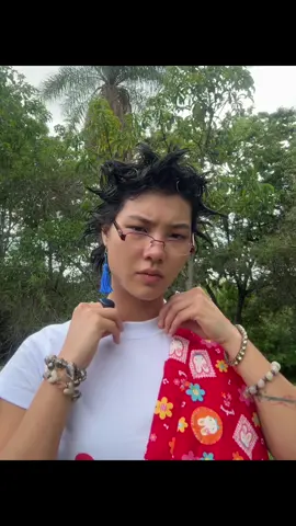 N tinha secador pra fazer os spikes ficar em pé