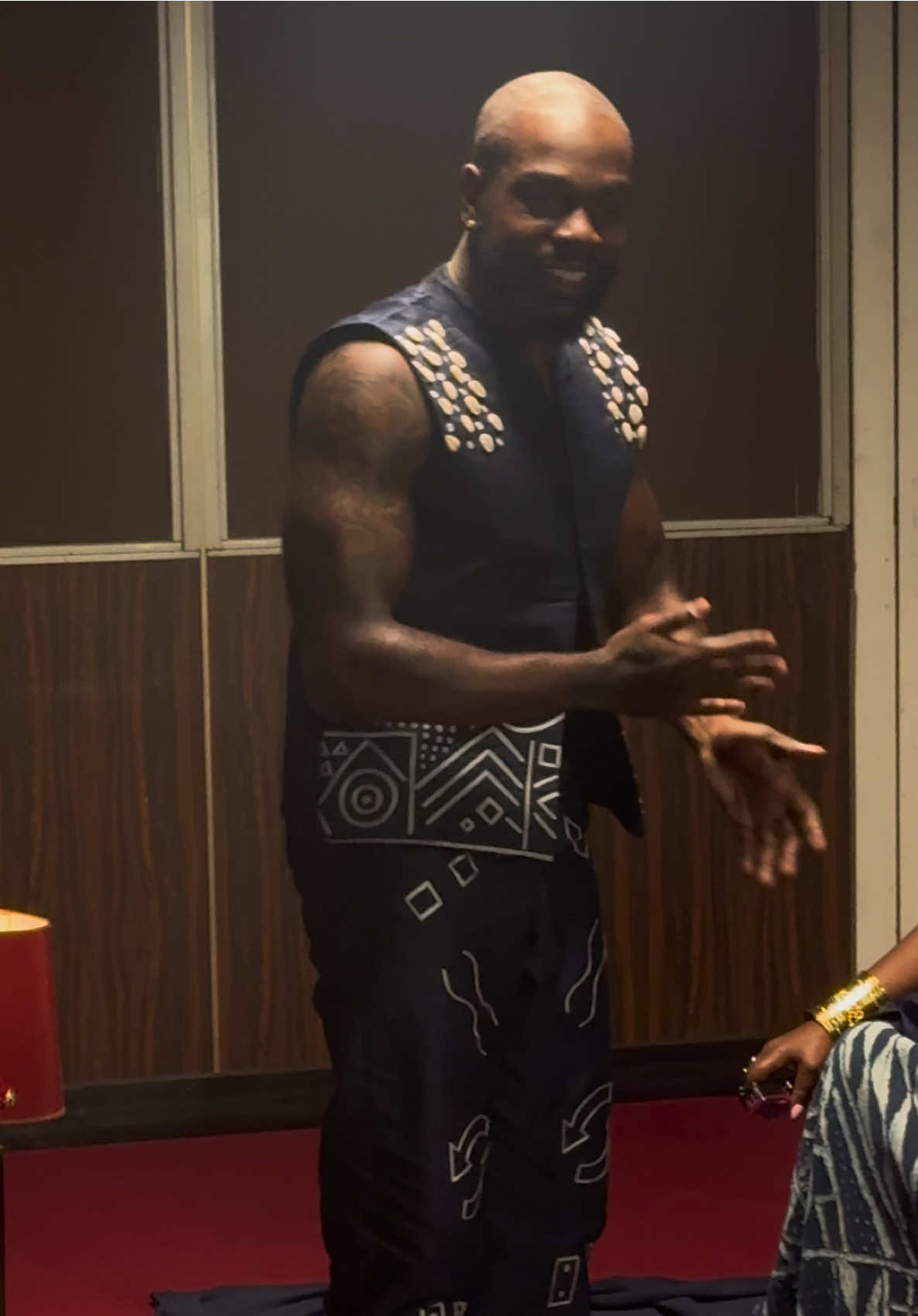 #Inedit @T A Y C 🤍 après avoir couper ses cheveux. Cet acte a une grande signification. #tayc #ilsappelaittaykee #ndop #couture 