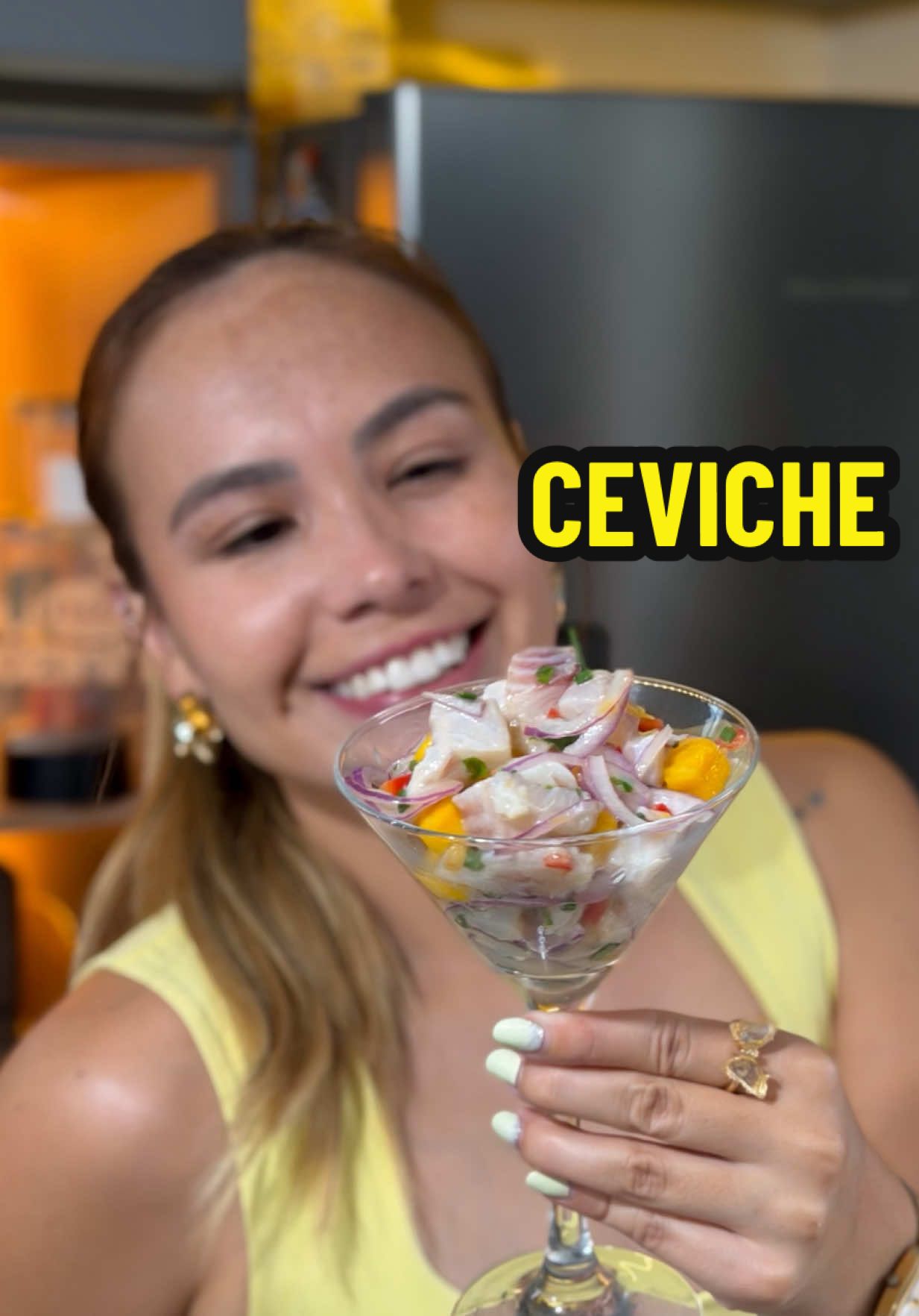 CEVICHE É BOM DEMAIS   ID DA TIGELA DOURADA: 4BS3M2-N298 no @Mercado Livre  • 500g de tilápia em cubos  • 1/2 manga em cubos  • 1 pedaço de pimentão picadinho • 1/2 cebola em meia lua fininha  • Cebolinha e salsinha a gosto  • Sal • Suco de 3 limões  • Deixo na geladeira por 30 min pra pegar sabor  E FICA UMA DELÍCIA! Me siga para mais receitas   #MeusFavsDoMercadoLivre #MercadoLivre