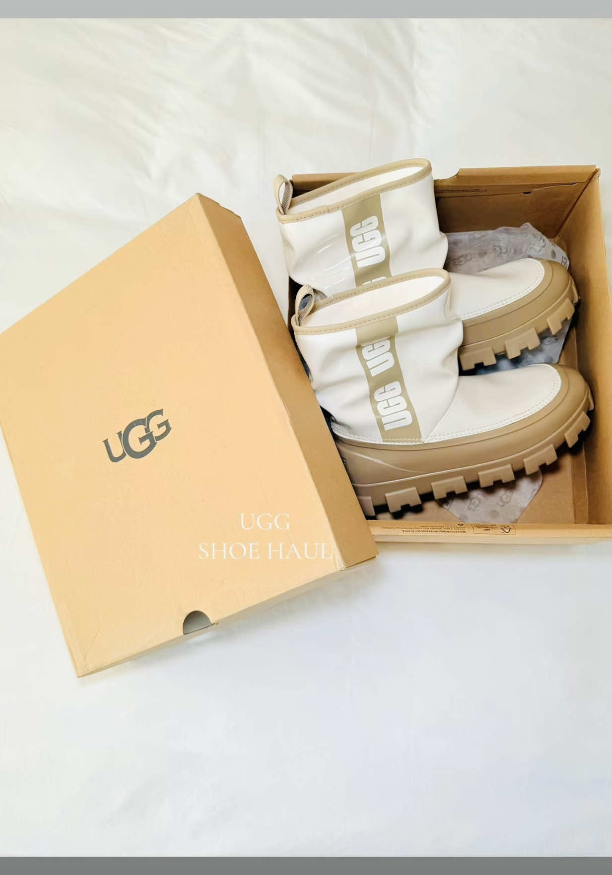I’ve entered my redemption era. Securing what I should’ve had the first time. Spotted these past season UGGs & had to have them. 🌾🪵🥾🤍   @UGG®  Women's Classic Brellah Mini Boot - Mustard Seed #creatorsearchinsights #ugg #uggs #uggboots #uggseason 