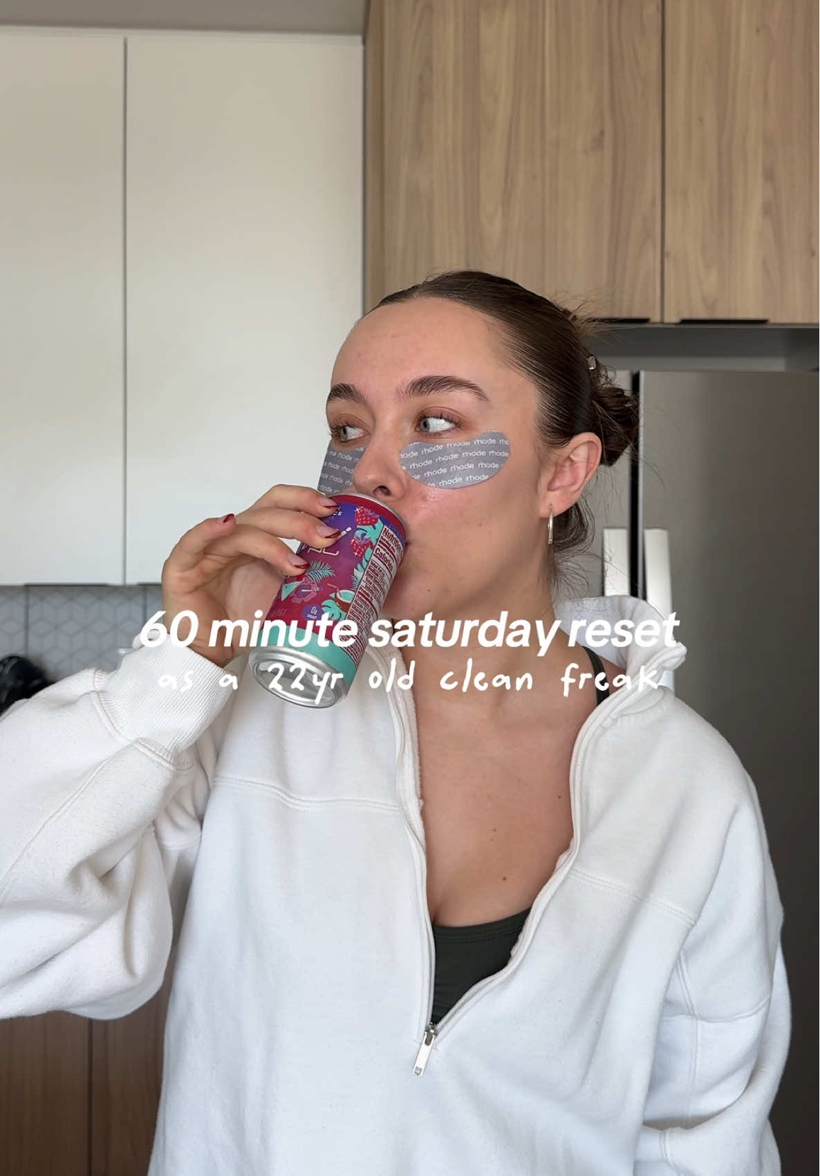 little saturday reset for you 🫰🏼🫧  #cleanwithme #cleaningtiktok #cleaningvlog #saturdayreset #fyp @Alani Nutrition @CYKLAR 