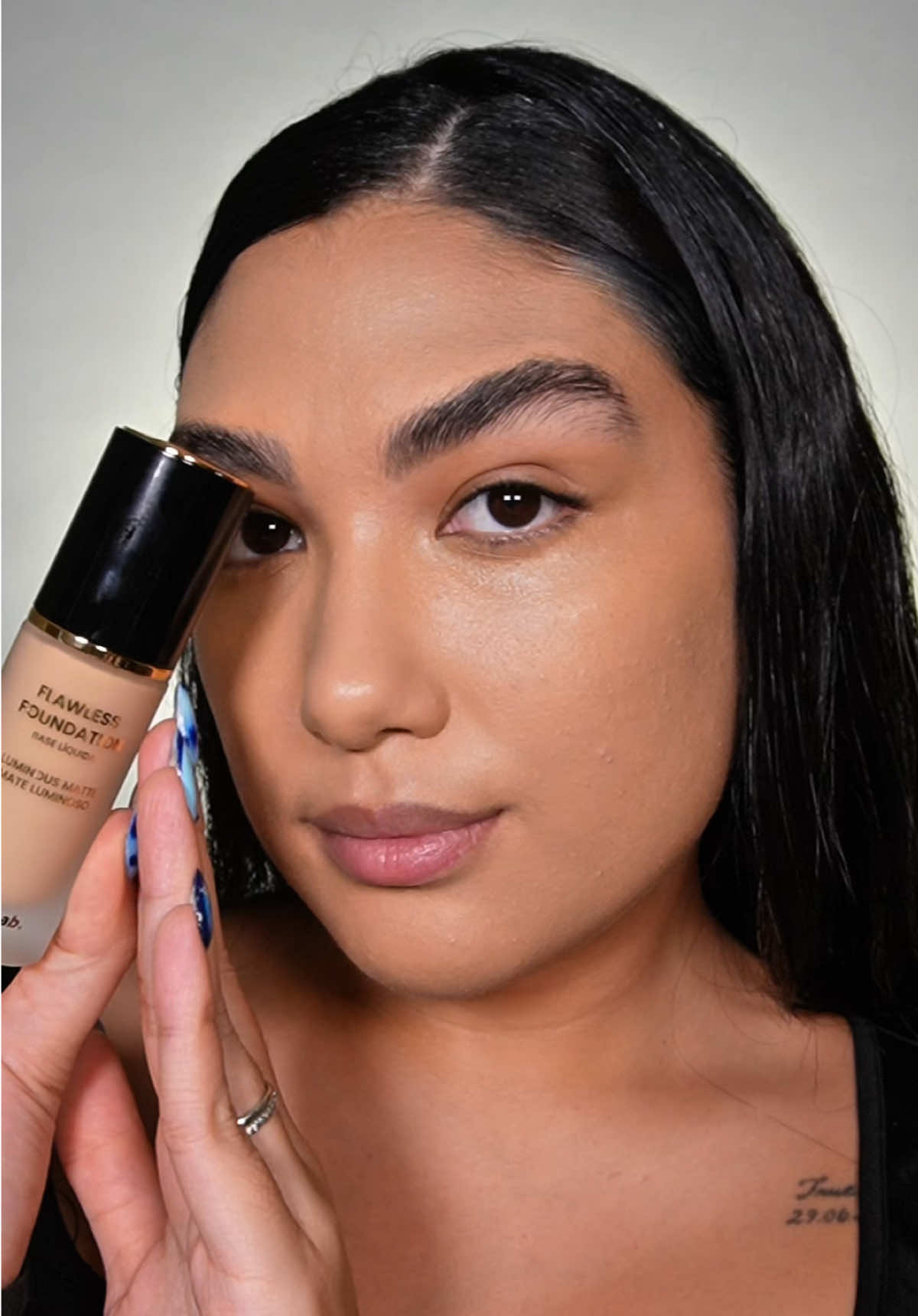 Base de @RoseLab.official ya la conocias?🫶🏼 #roselab #maquillajevenezuela #venezuelamakeup #venezuela #creadoradecontenidobeuty 