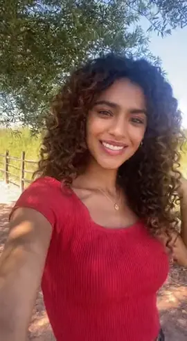 Would you accept my friendship, handsome? 🥺 follow me 🤭
 #farm #countrylife #Love #fortuneteller #tarot 