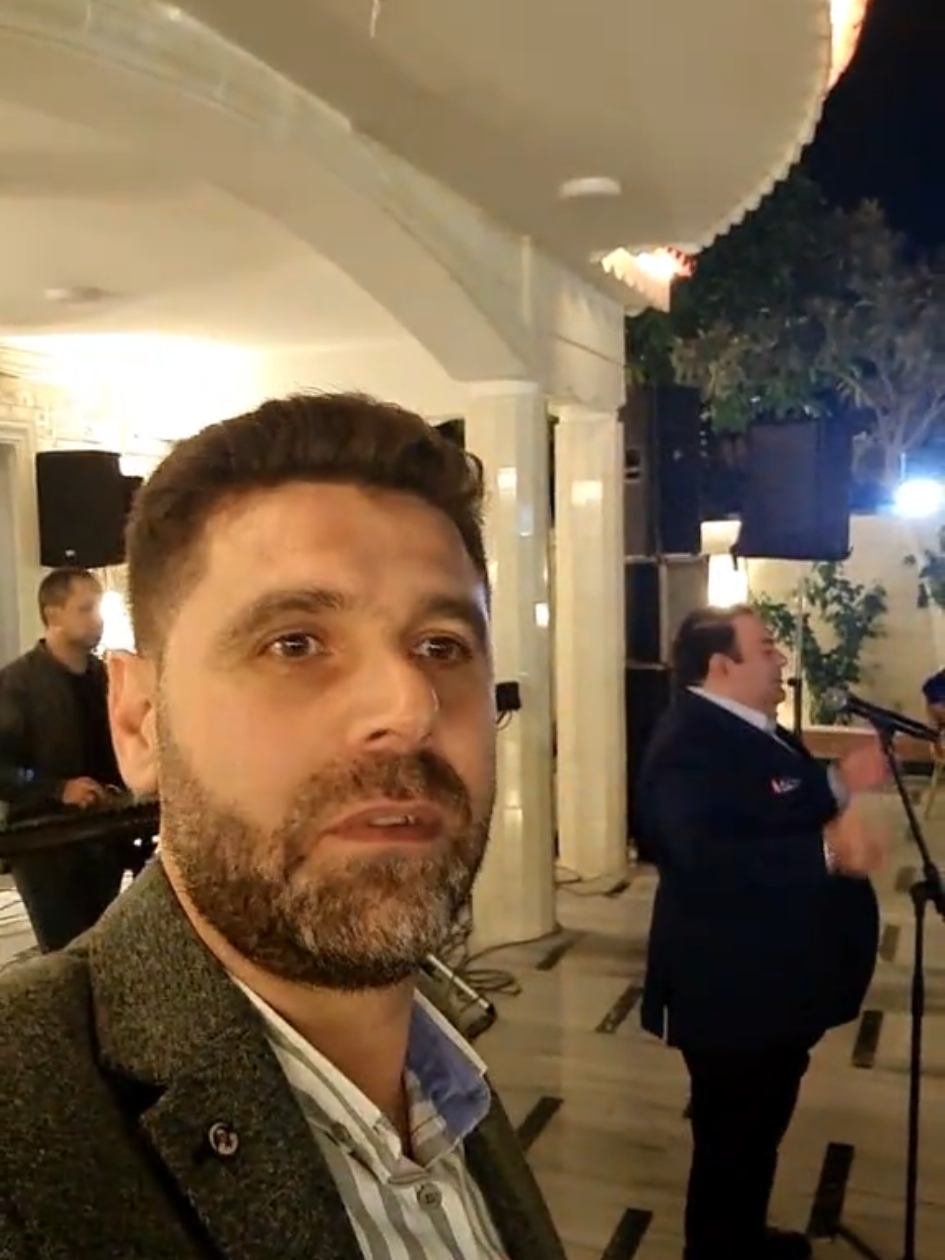 #Madinaty #القرآن_الكريم #حلب #سوريا_تركيا_العراق_السعودية_الكويت #العالم  اسماء الله الحسنى بصوت الفنان الاستاذ بدر رامي من حفل ال اشرم الكرام  ابن الحاج زياد اشرم