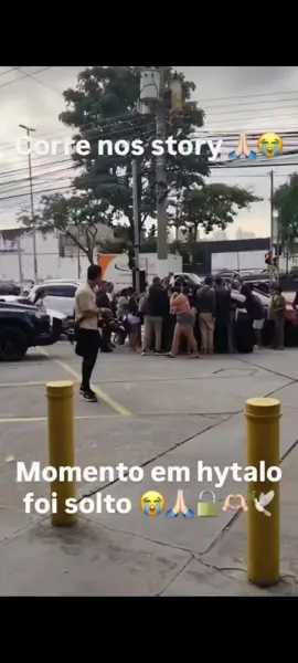 olha esse vídeo 😱 . . . . . . #hytalosantos #kamilinhasantos #desflop #hytalosantosoficial #hytalosantosoficial 