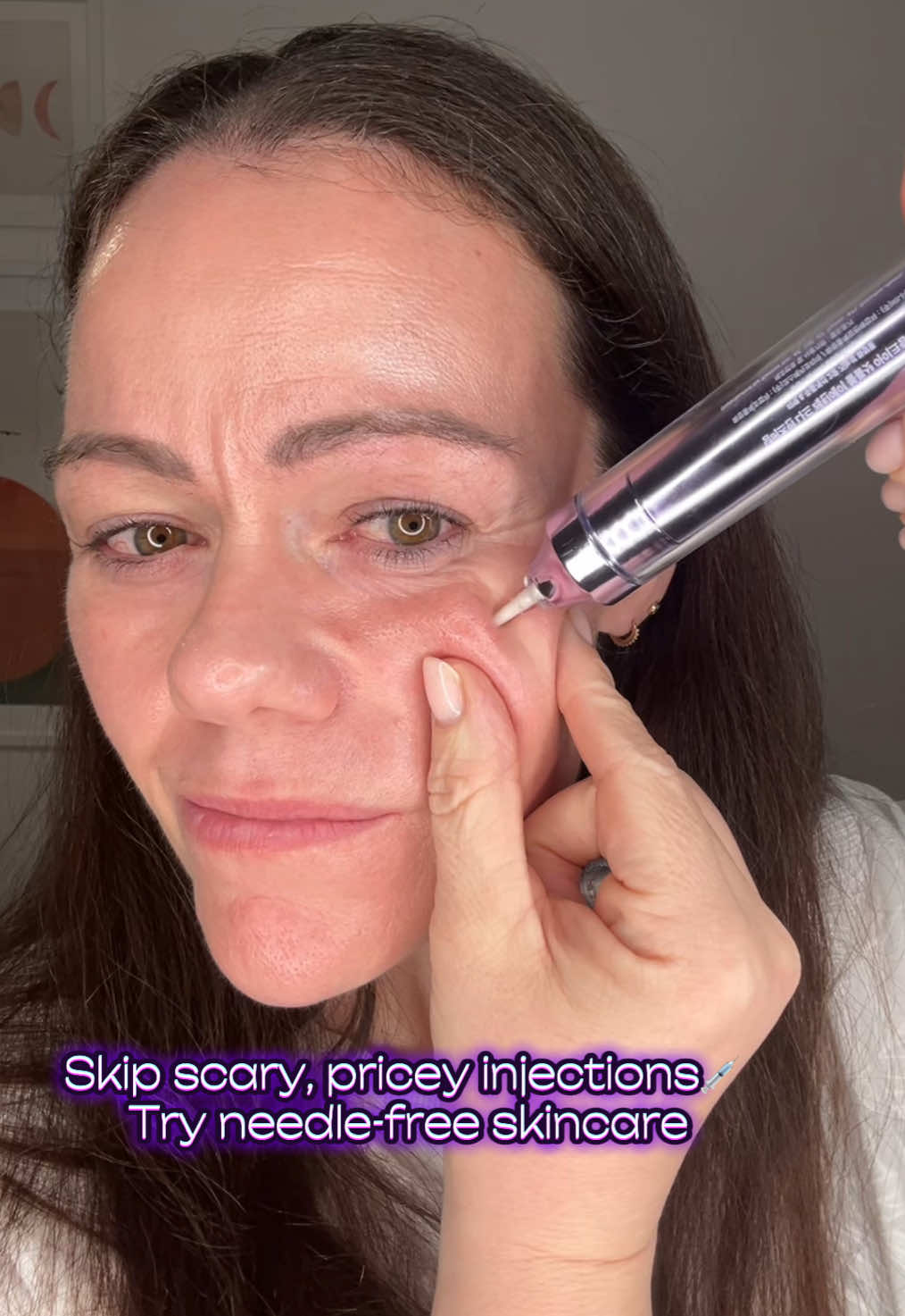 Absolutely love this eye cream from the numbuzin No 9 range.  It has an instant brightening effect due to ceramide-derived shimmer and over time helps with fine lines and under-eye volume.  My current go-to favourite evening eye cream.  *Always use SPF the following morning*  **Gifted Product #wrinkles #retinoleyecream #nadeyecream #nad #numbuzin @numbuzin_global_MKT 