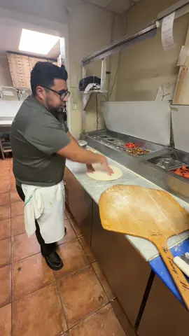 #fyp #chapin #guatemala🇬🇹 #pizza pizza de frijoles 😂