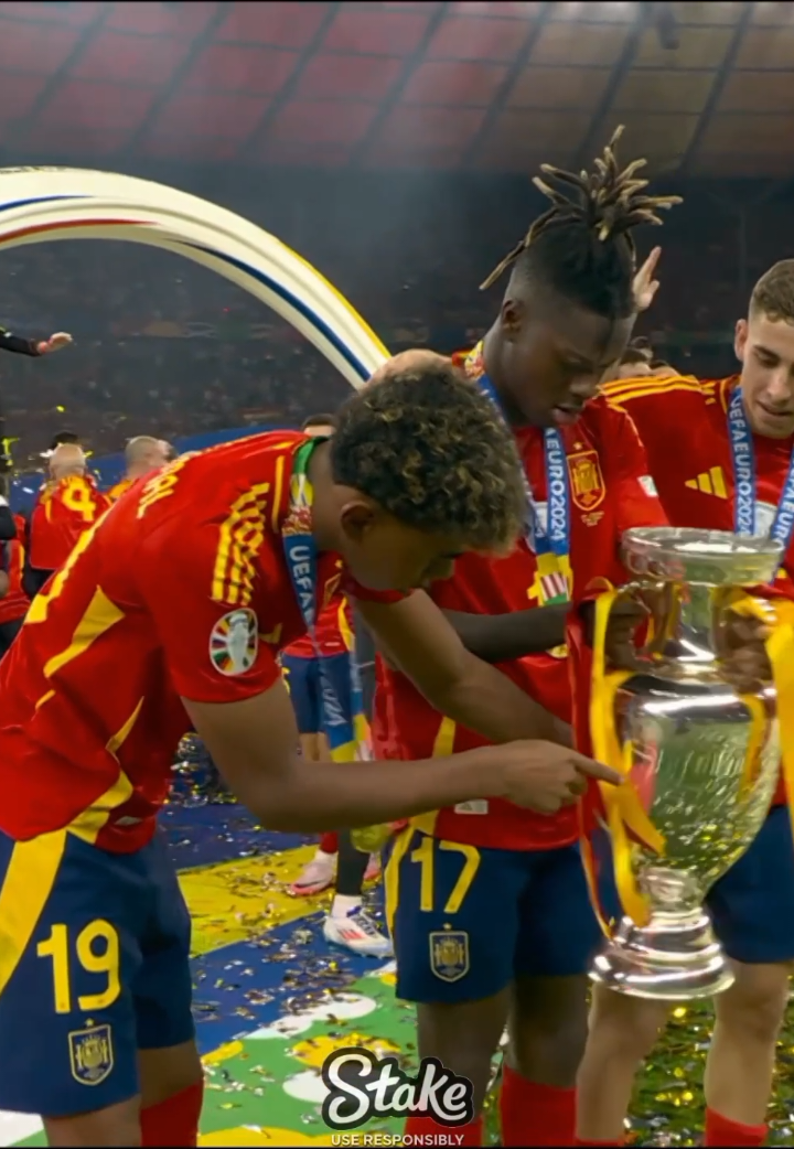 Lamine Yamal vs England🤩🪄 #yamal #spain #england #football #blowthisup 