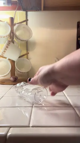 Aldi Bearista. Follow for more money saving hacks. #starbucks #icedcoffee #LifeHack #fyp #aesthetic 