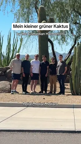Can you spot five King's Singers at the end? 🌵 #acappella #acappellagroup #acappellasinging #acappellacover #thekingssingers #kingssingers