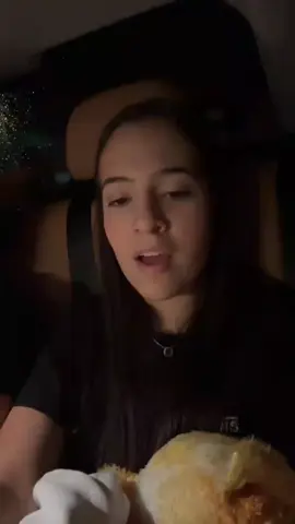 Julia Pimentel indo para praia .