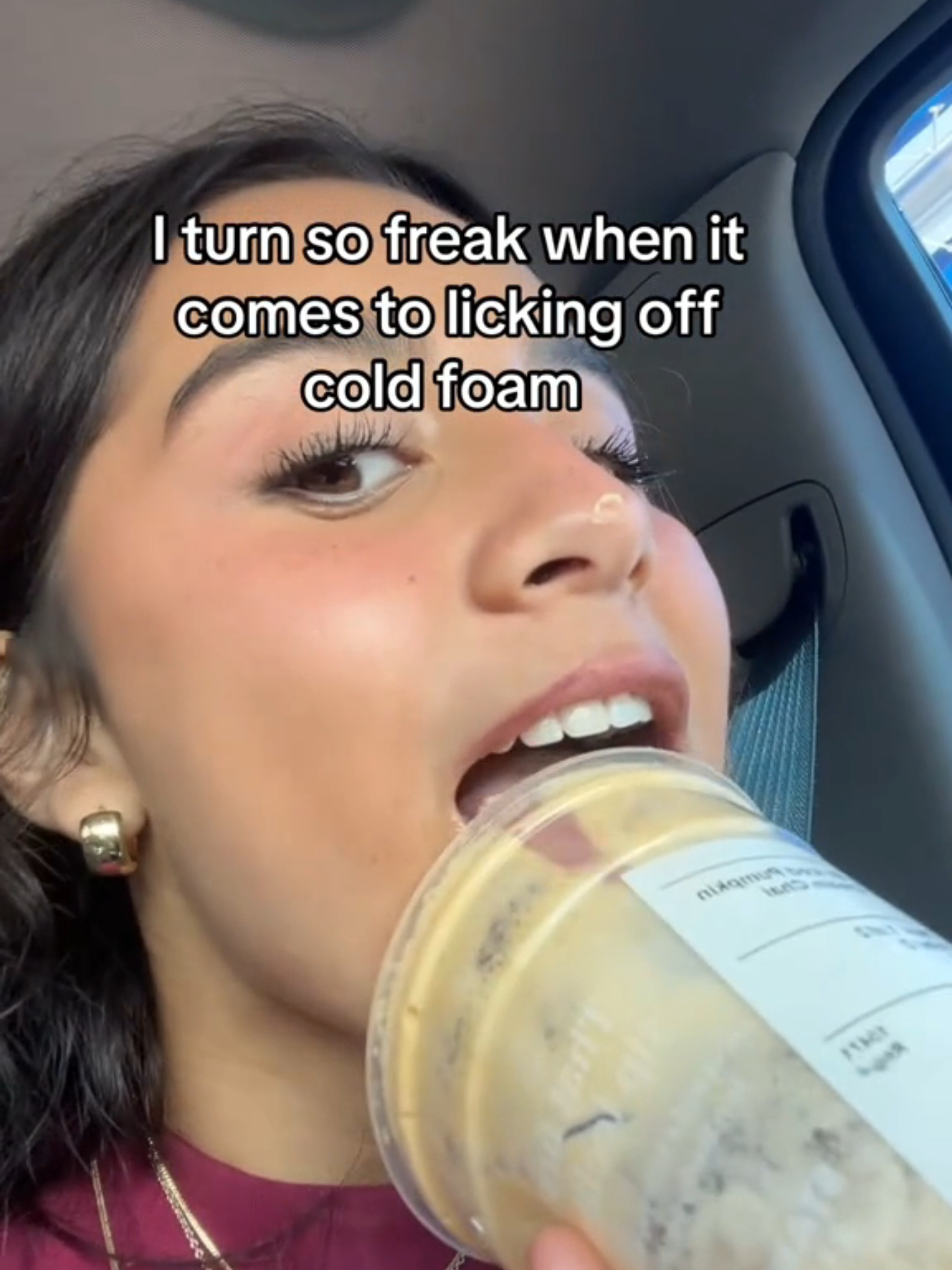 what's your go-to Starbucks order?? ☕️ 🍵 #starbucks #coffee #coldfoam #makeup #icedcoffee 