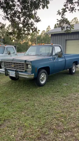 Two trucks got two new seats ##fyp##chevy##squarebody##squarebodychevy