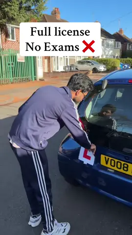 #LicenceDrama #DrivingFails #DriversBeLike #YouCantBeSerious #NoWayYouPassed 