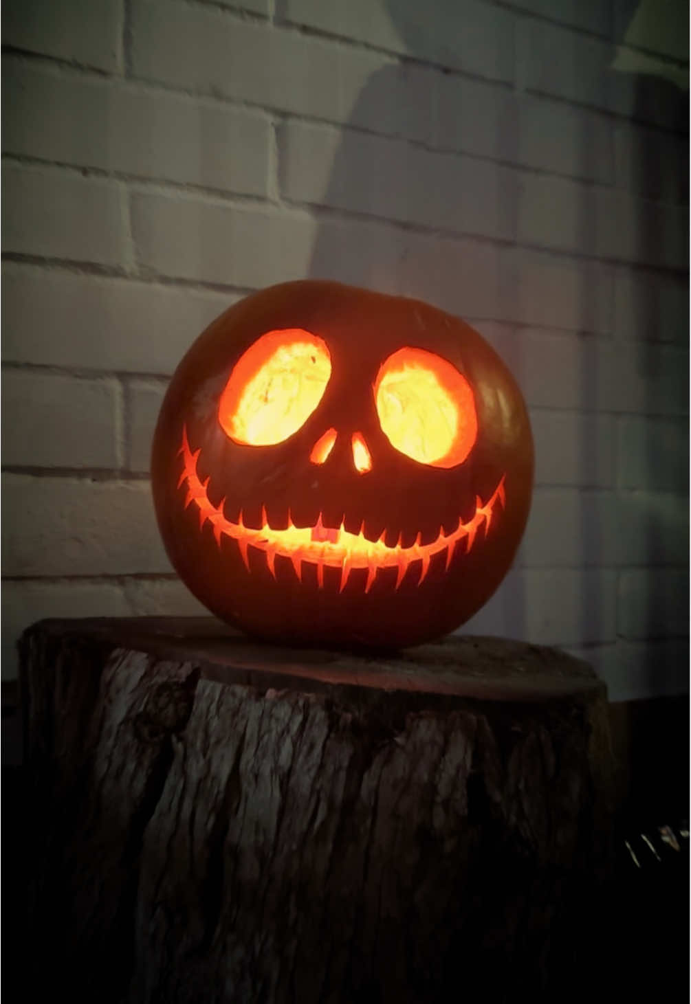 Hall🎃ween 2025 fue Perfecto!!!! @Astrid Cosplay ✨ 👻👻 #spookyseason #halloween2025 #pumpkin #halloween #ghostface 