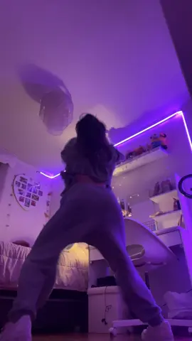 jojo🖤 @rocionuniez_ #parati #fyp #viral #dancer #dance 