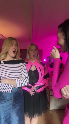 Everybody likes a little drama… #secrets #drama 